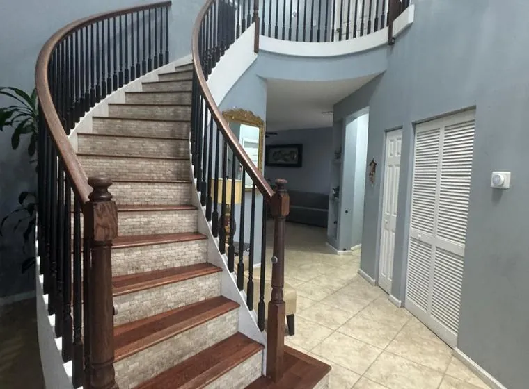 Move-In / Move-Out Cleaning